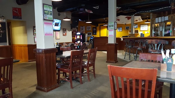 Pourhouse Bar & Grill