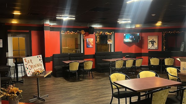 Slams Club Restaurant and Bar