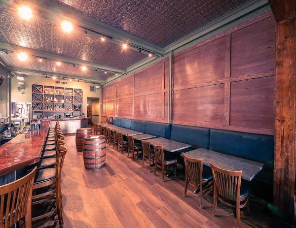 The Vault Social House