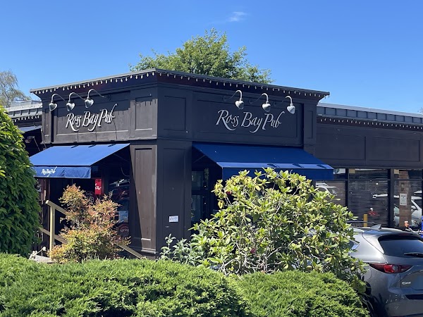 Ross Bay Pub