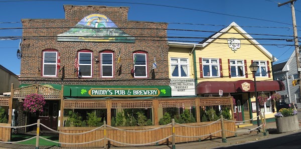 Paddy's Irish Brewpub & Rosie's Restaurant