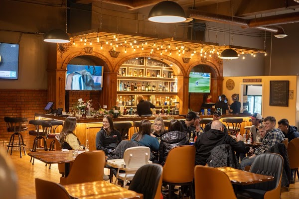 The Whistling Donkey Family Restaurant & Lounge